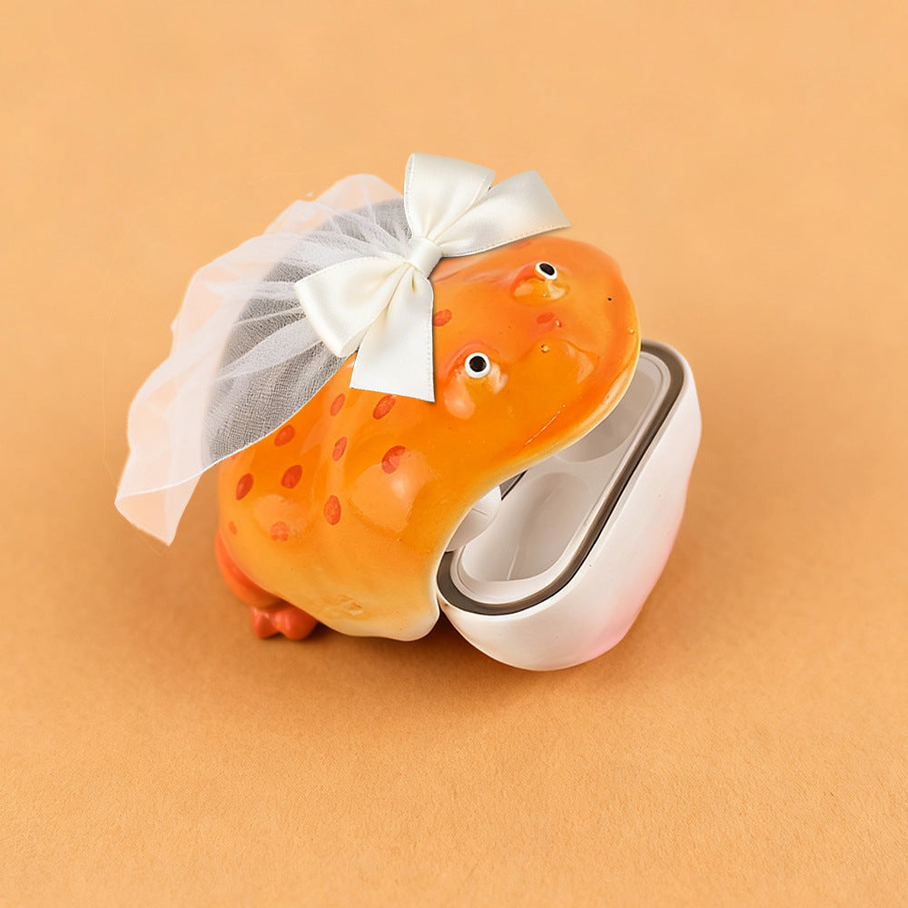 Frog Design Hard Plastic Earphone Case