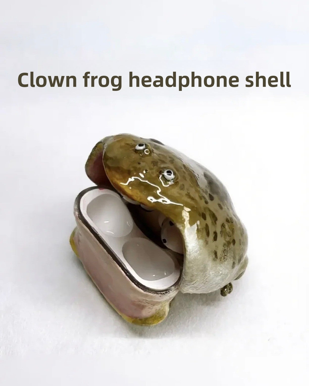 Frog Design Hard Plastic Earphone Case
