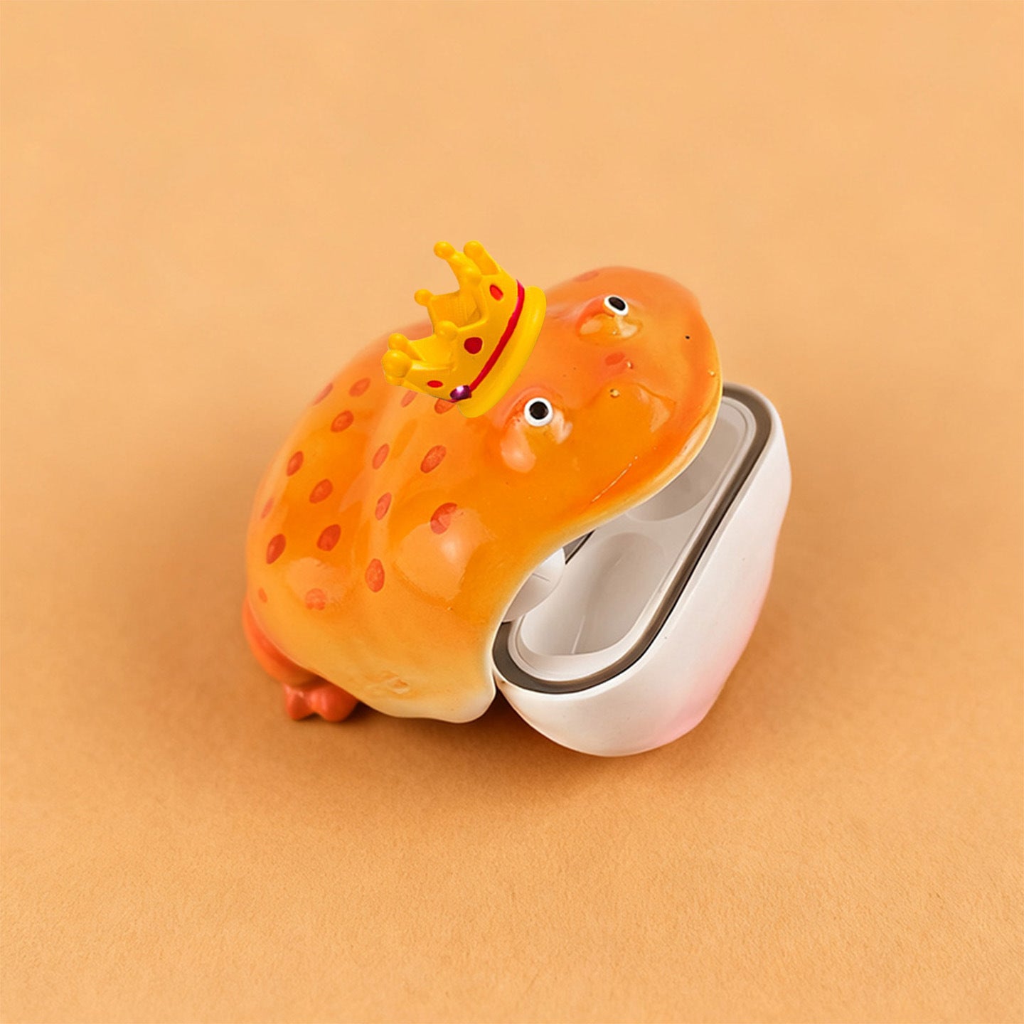 Frog Design Hard Plastic Earphone Case